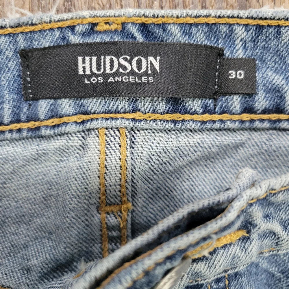 Hudson Thalia Loose Fit Jean, Size 30 - Picture 2 of 5